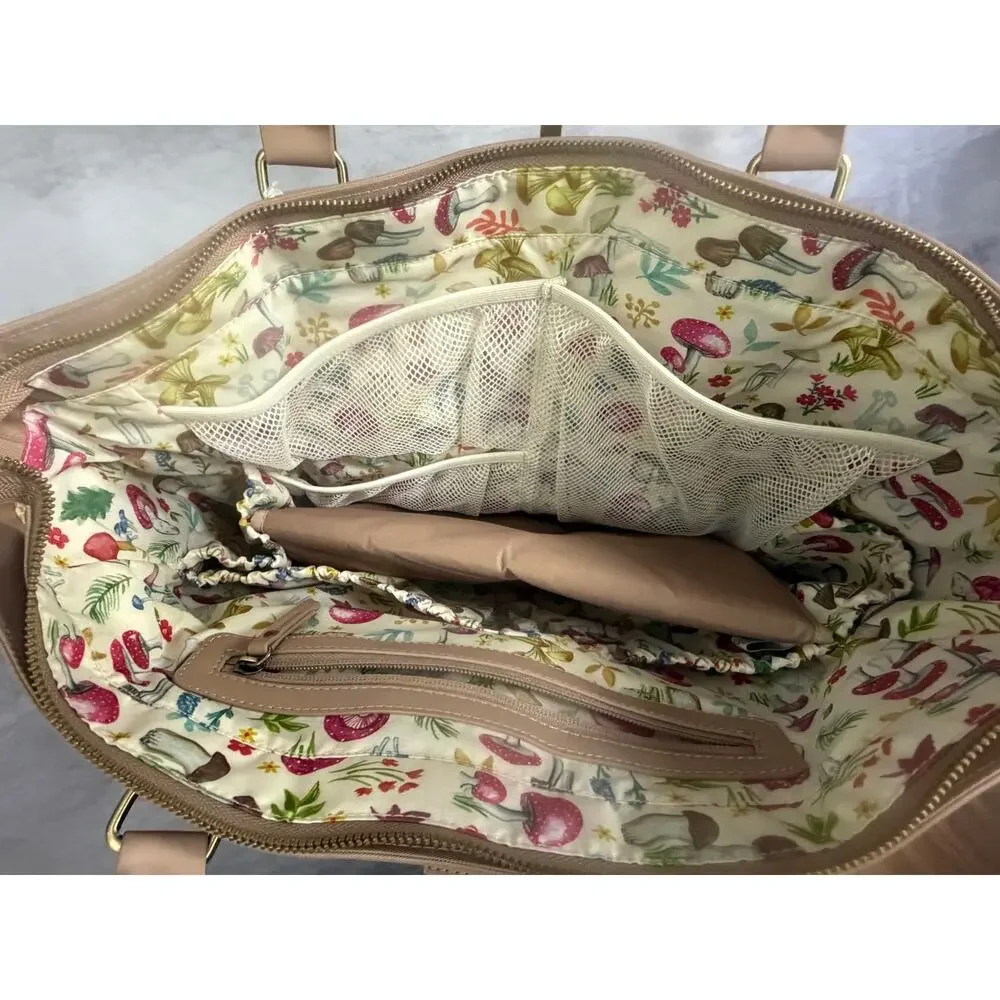 Ju-Ju-Be Eco Collection Tote - NWT New with Tags, made of recycled material